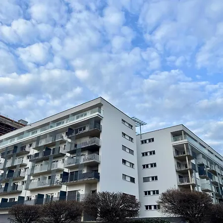 Aparthotel M2suites By Bestchoice - Messe - Parking - Self-check-in 3*