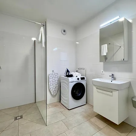 M2suites By Bestchoice - Messe - Parking - Self-check-in 3* Štýrský Hradec