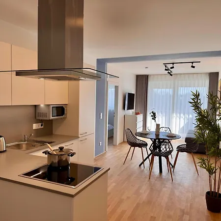 Aparthotel M2suites By Bestchoice - Messe - Parking - Self-check-in 3*