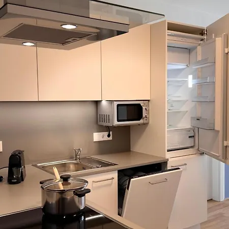 M2suites By Bestchoice - Messe - Parking - Self-check-in מלון דירות 3*
